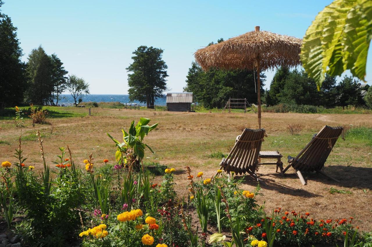 Leesi Kuelalistemaja Hotel Kültér fotó